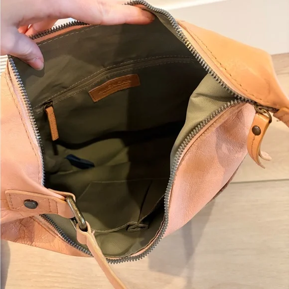 American Leather Co Carrie Caramel Brown Leather Hobo Bermuda Vintage Bag - Picture 10 of 13